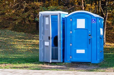 What You Need To Know Before Renting Porta Potties In El Paso Sarabia