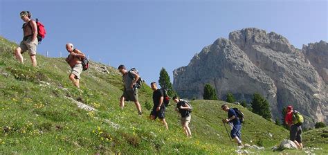 Hiking In Val Gardena Hikes In Summer And Winter Recreational