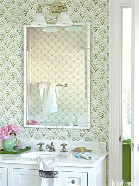 6 Powder Rooms That Pack A Punch In 2020 Bathroom Wallpaper Green