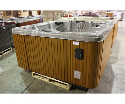Cal Spas 7 Hot Tub With Sunset Storm Interior And Teak Exterior Comes With 52 Jets Able