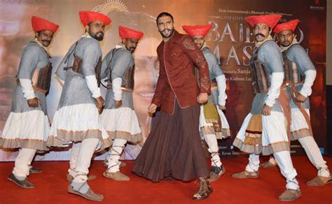In Pics Ranveer Singh Priyanka Chopra Sizzle At Launch Of Bajirao