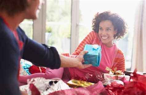 Here are 38 romantic and meaningful gift ideas that show your wife how much you appreciate her. Don't let unwanted Christmas gifts go to waste | Personal ...