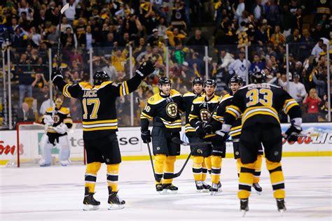 The boston bruins struggled with turnovers and lengthy defensive shifts, beginning with the second period. Ce joueur des Bruins vient de signer une extension de ...