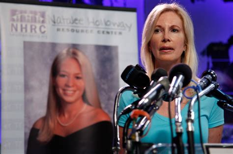 Scientists Testing Bones Found In Search For Natalee Holloway