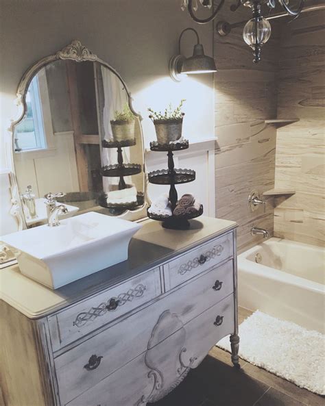 The tabby house spa | the tabby house spa will offer skincare and cosmetics, airbrush makeup, nail care, & spa parties. Pin by Michelle Sherzer on Ideas for the House | Shabby chic bathroom, Spa rooms, Home decor