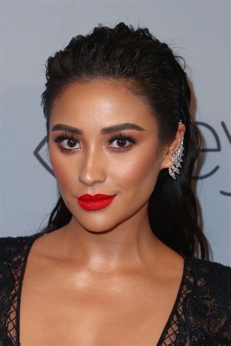 Shay Mitchell Instyle And Warner Bros Golden Globes 2018 After Party