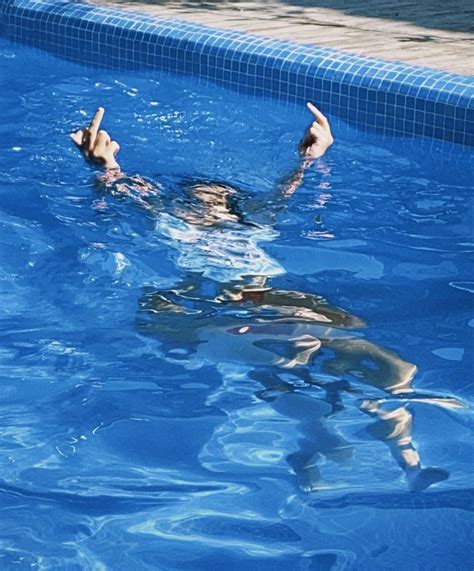 Summer Swimmingpool Swimming Pool Mgmt Underwater Pool Float