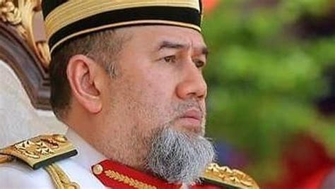 Видео the official video of sultan muhammad v and oksana voevodina's wedding. Per Hari Ini, Sultan Muhammad V Mundur Jadi Raja Malaysia