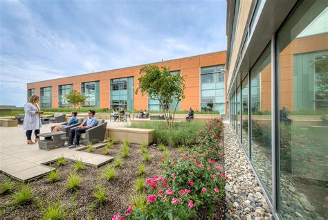 Patients Enjoy Biophilic Design At Adventist Healthcare White Oak