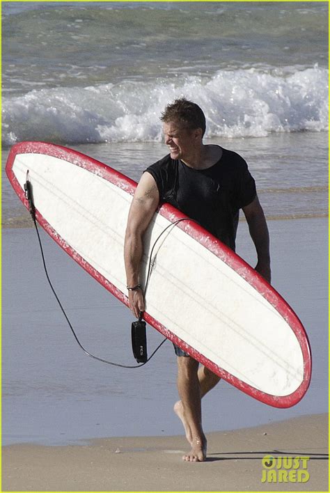 Photo Chris Hemsworth Matt Damon Beach Day 08 Photo 4093341 Just Jared