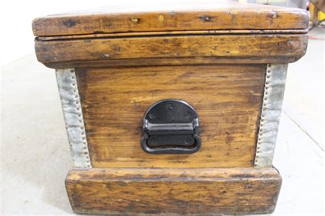 Antique Civil War Officers Chest Or Trunk At 1stdibs Civil War Chest