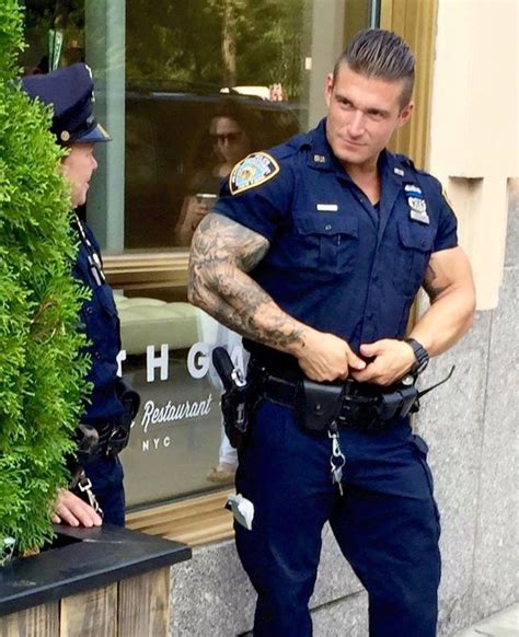 Cute Police Officers おしゃれまとめの人気アイデア｜pinterest｜anm 制服を着た男たち メンズ