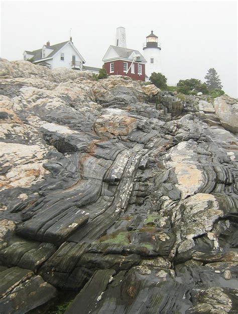 Pemaquid Light And Rocks Im Sure A Geologist Could Explain Flickr