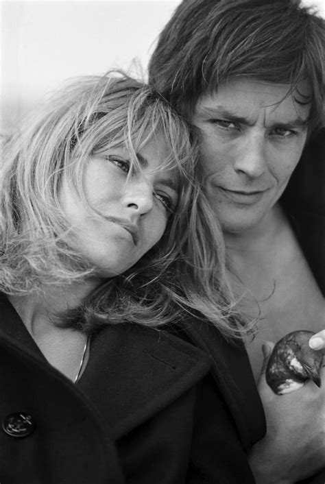 Alain delon part à mexico avec nathalie. Alain and Nathalie