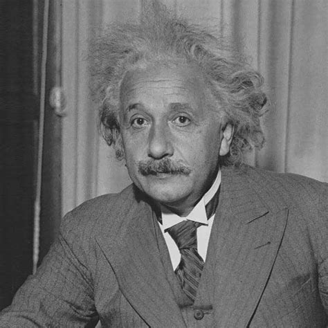 Albert Einstein 63 Rare Unseen Pics Curious Funny Photos
