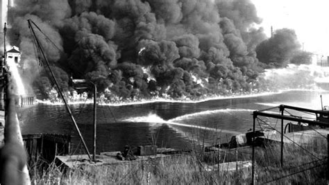 Cuyahoga River Burning 1969 Following The Cuyahoga River Fire Of 1969