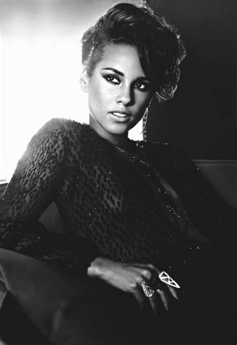 alicia keys black beauties celebrities female beauty