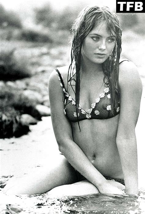 lesley anne down nude and sexy 14 photos thefappening