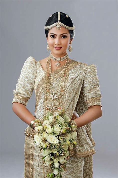 Sinhalesepeople Sari Wedding Dresses Bridal Sari Wedding Sari