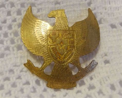 Indonesia Indonesian Country Flag Lapel Hat Cap Tie Pin Badge Brooch
