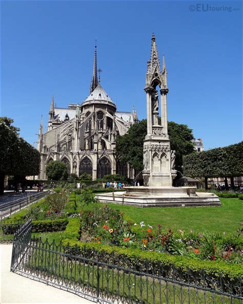High definition photos of Notre Dame Cathedral in Paris - Page 1