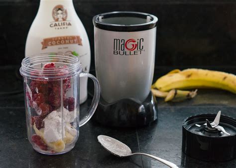 It can be used to blend, chop, mix, mince, grind just about everything, in 10 seconds of less. Raspberry Banana Smoothie Bowl | Magic bullet smoothie recipes, Magic bullet smoothies, Bullet ...