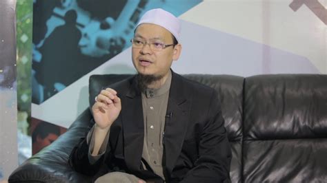 1) haram secara mutlak kecuali dharurat seperti gambar ic, passport dan seumpamanya. Ramai Yang Gantung Gambar Kahwin Dalam Rumah Walaupun ...