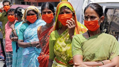 अध्ययन भारत में कोरोना वायरस से महिलाओं को पुरुषों से अधिक मौत का खतरा navabharat नवभारत