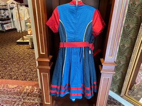 New Ms Marvel Dress By Her Universe Available At Walt Disney World