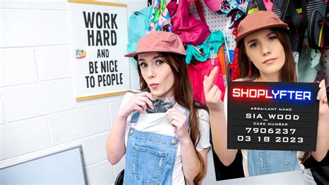 Sia Wood The Fiesty Thief Shoplyfter Shoplifting Shoplifter Girl