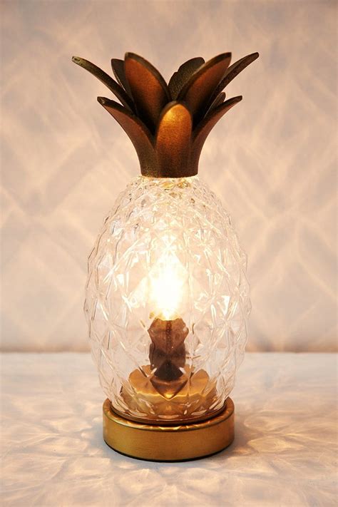 Quality finial that is sure to dress up your tired lamp. Pineapple Table Lamp | Pineapple lamp, Table lamp, Pineapple