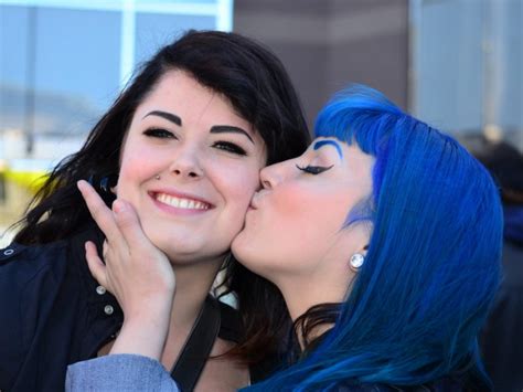 Showing Their Love Lgbt Couples Claim Equality At Roseville Mall