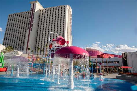 Circus circus is one of the oldest hotels in las vegas. I Love Las Vegas Magazine...BLOG: New Water Fun Now Open ...