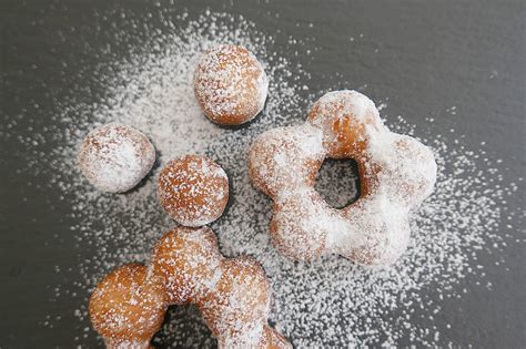 Pondering donut recipes | cooking asmr 🎧. Mochi donuts - Pon de Rings | Dans la lune