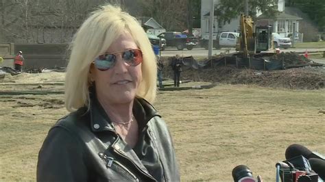 Residents Voice Frustration To Activist Erin Brockovich In Town Hall