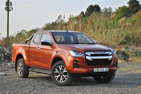 New Isuzu D Max Extended Cab Unwilling To Relinquish Its Cab And A