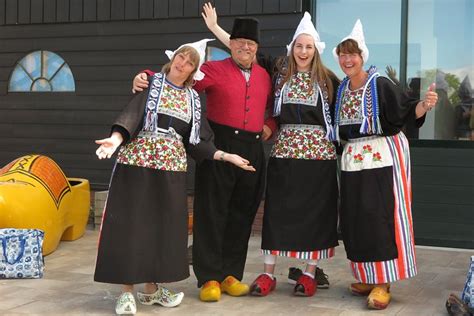 tripadvisor expérience néerlandaise à volendam avec des tenues traditionnelles proposé par