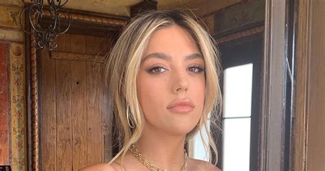 Sistine stallone was born in 1998 as the second daughter to actor sylvester stallone and former model jennifer flavin.6 sistine and her sisters were golden globe ambassadors at the 75th golden globe awards in january, 2018. Who Is Sistine Rose Stallone? Details on Sylvester ...