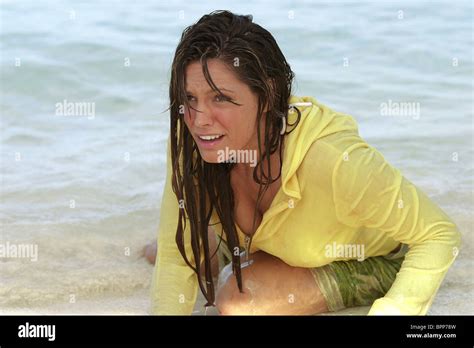 Kelly Brook Three Survival Island Fotos E Imágenes De Stock Alamy