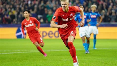 Erling haaland is a norwegian professional footballer. Salzburg-Talent Erling Haaland bricht Torrekord von Didier ...