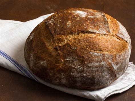 Everything You Need To Know To Start Baking Awesome Bread Crusty White