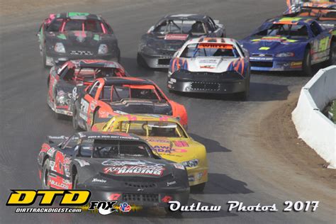 The Dirtcar Pro Stock 50 Promises To Thrill The Crowd Again In 2018