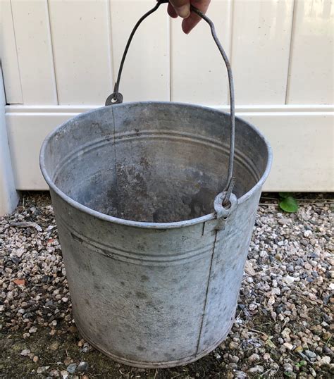 Vintage Galvanized Bucket Old Bucket Garden Decoration Farm Etsy