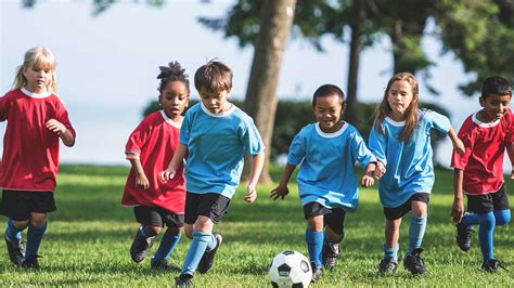 Why Your Kids Should Play More Than One Sport