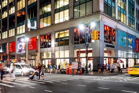 10 Best Shopping Malls In New York S Most Popular And Department Stores