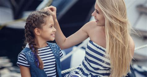 Estudio Confirma Que Tener Una Hermana Mayor Te Hace Más Feliz — Pudahuel