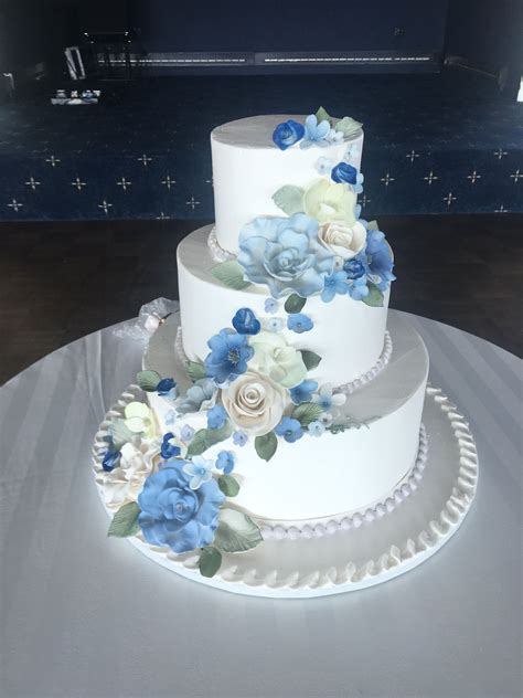 Themed Wedding Cakes White Wedding Cakes Wedding Cakes With Flowers