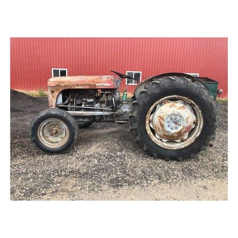 Massey Ferguson® Tractor To30 Worthington Ag Parts