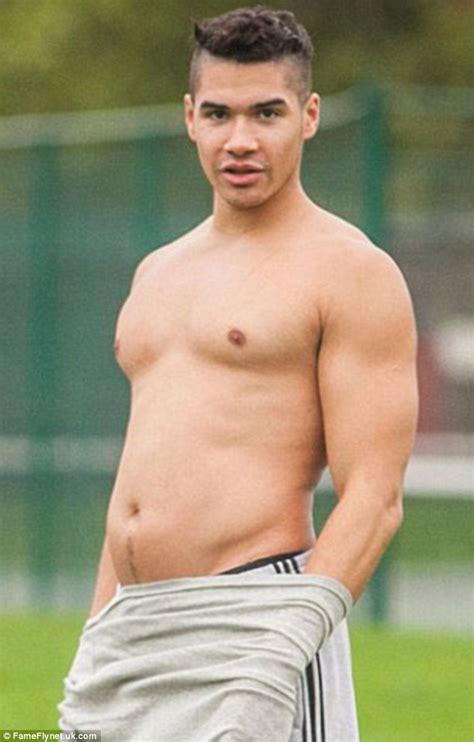 Louis Smith Flaunts His Bulging Abdominal Muscles Just Three Weeks