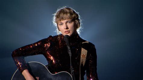The Logic Behind Taylor Swifts Superstition — Her Lucky Number 13